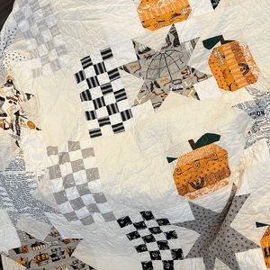 Handmade Halloween/Fall/Autumn quilt throw